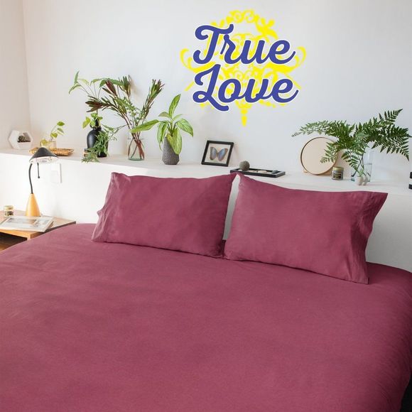 Bed Sheet Set 4pcs Wrinkle Free Size King Color Burgundy - Picture 1 of 1